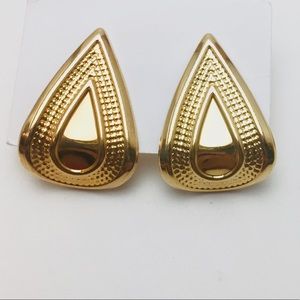 Vintage Tear Drop Post Earrings